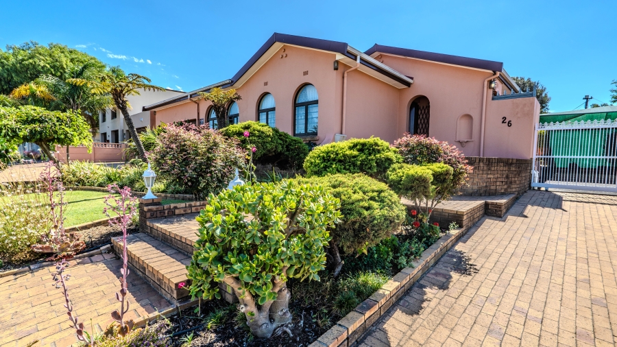 4 Bedroom Property for Sale in Morgenster Heights Western Cape